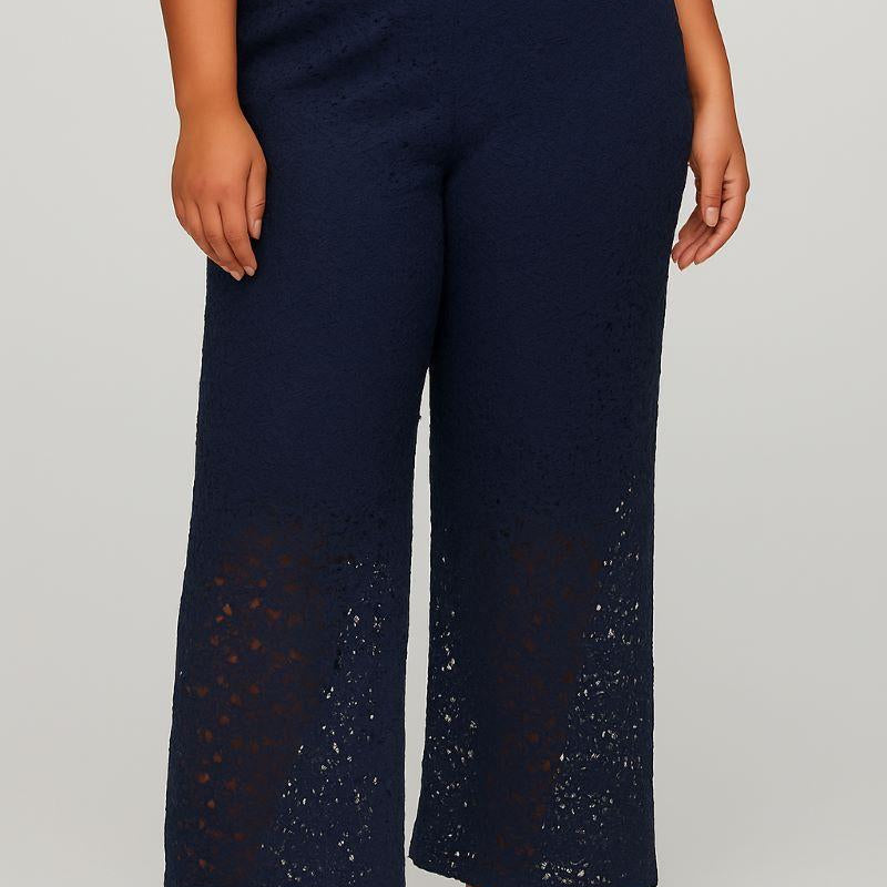 Tumman siniset pitsihousut