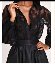 Blouse En Dentelle Transparente – Élégance Parisienne