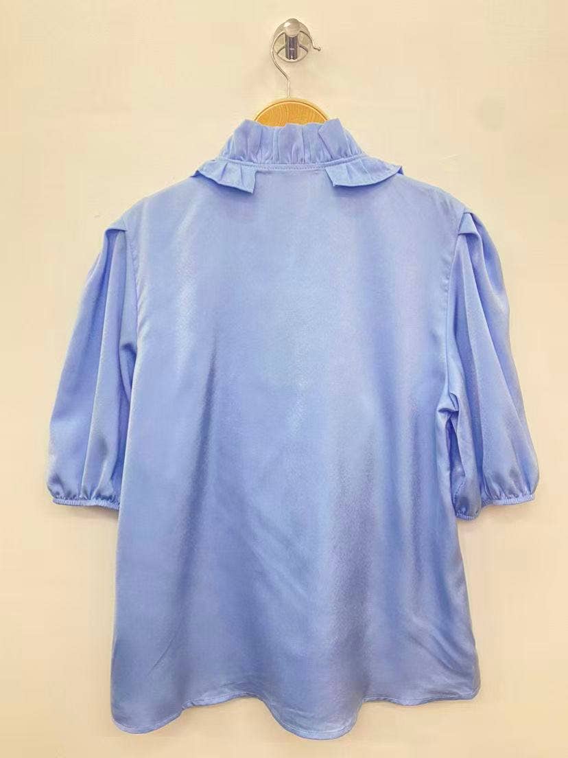 Blouse Satinée Volants Couture – Élégance Parisienne