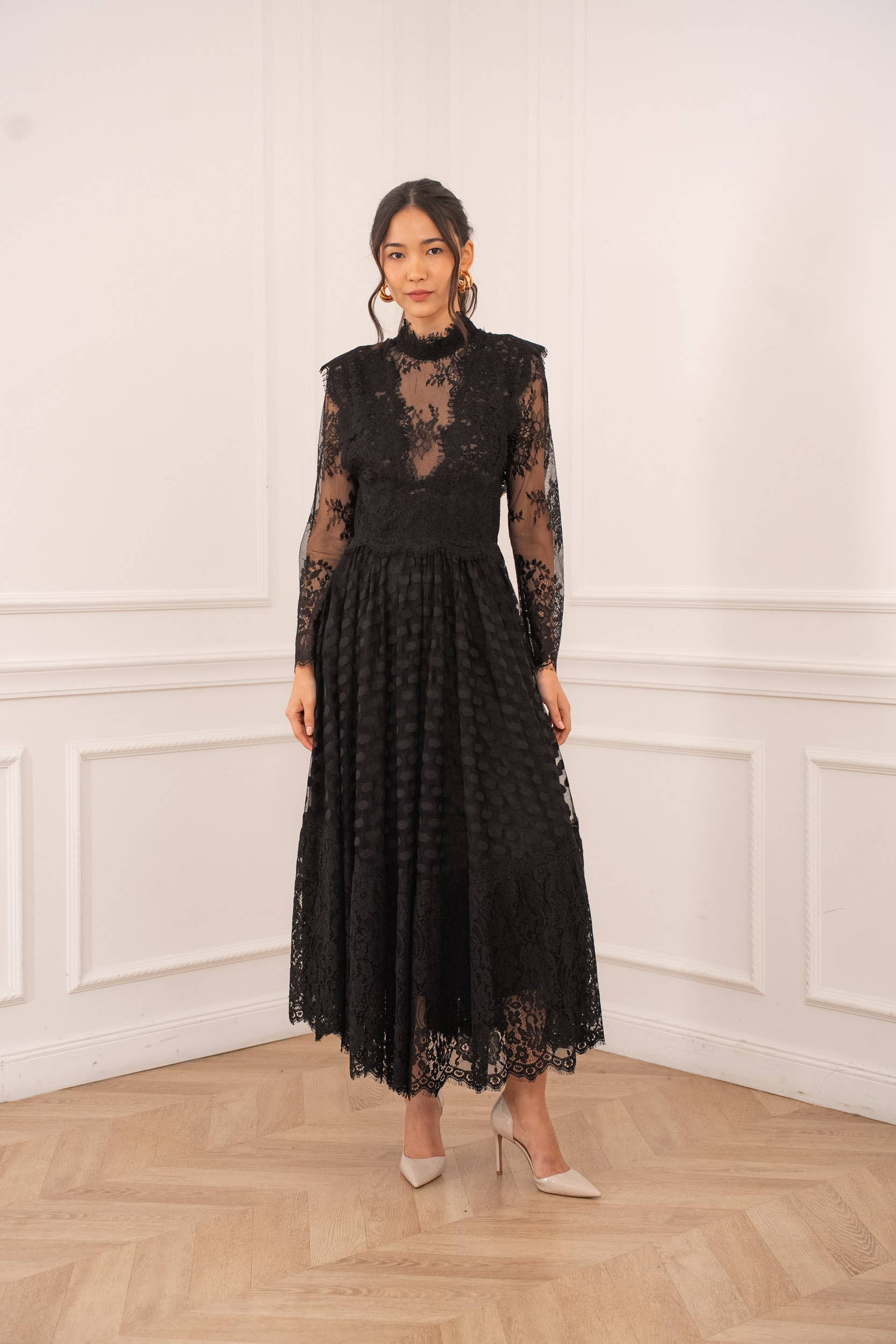 Robe longue en dentelle plumetis - 81068