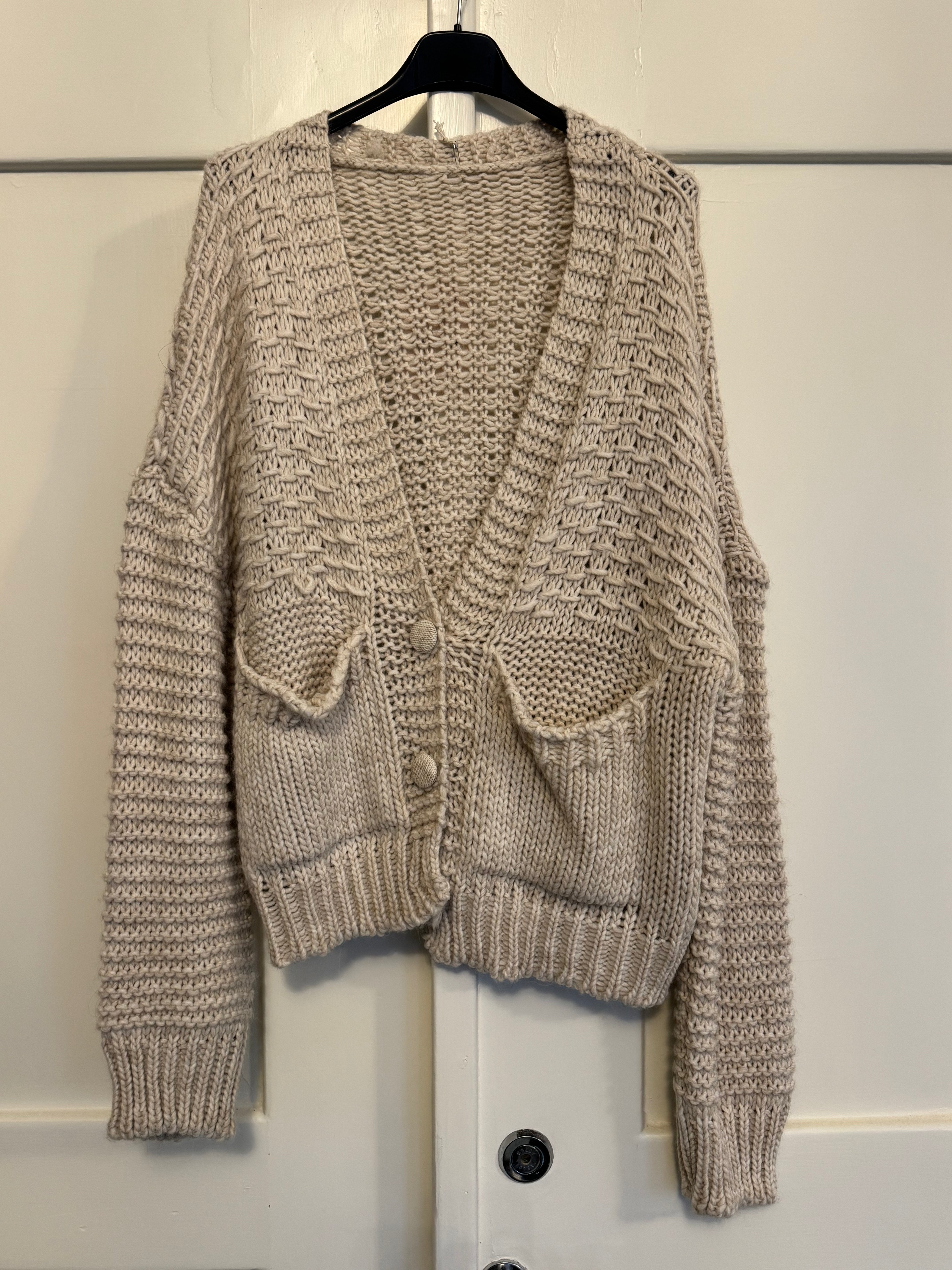 Neulepainikepaita – Villa & Alpakka -sekoite