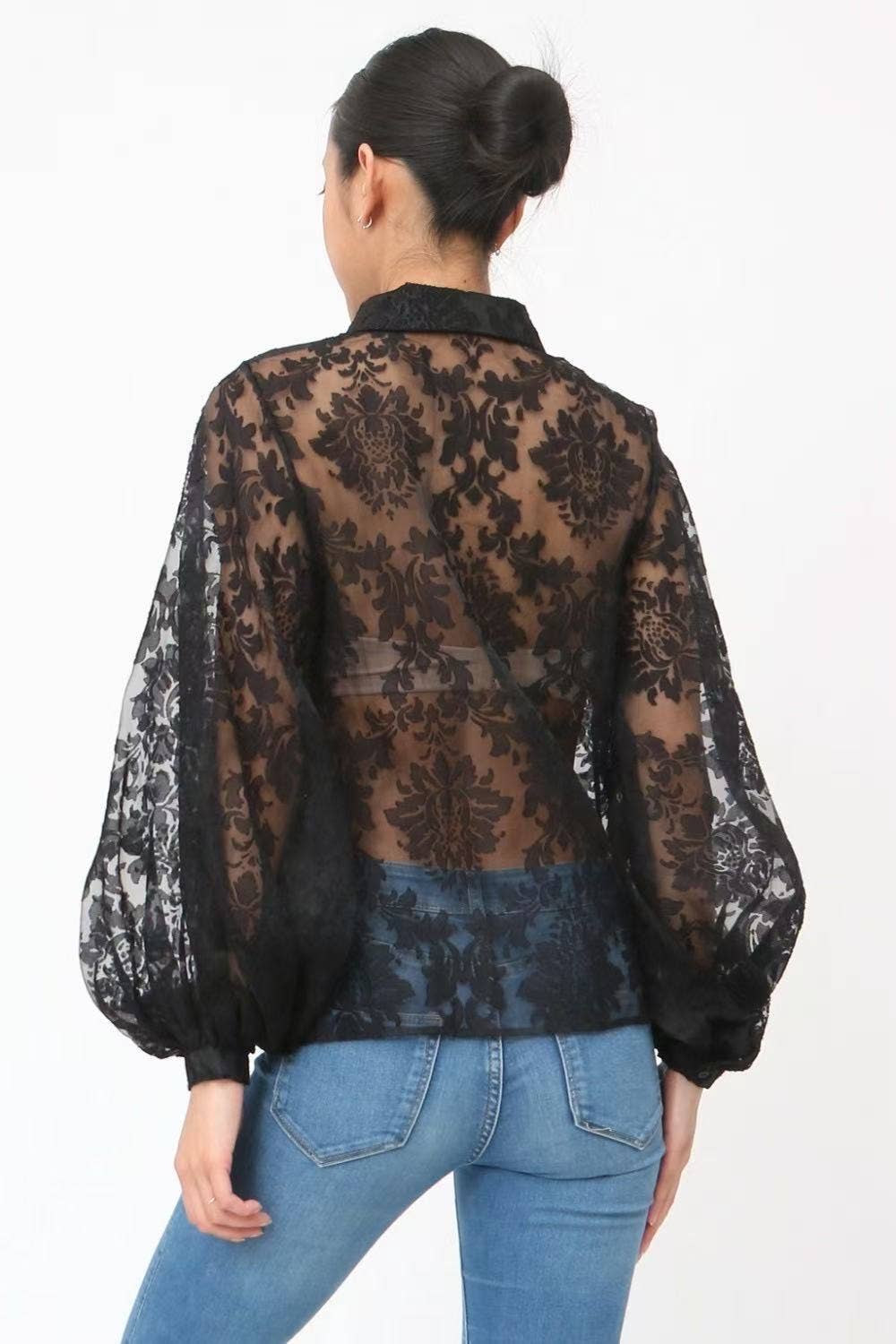 Blouse En Dentelle Transparente – Élégance Parisienne