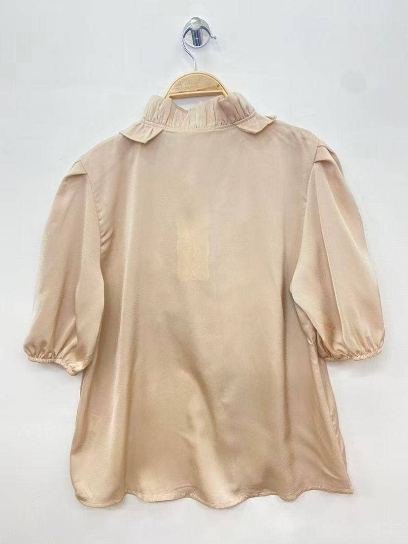 Blouse Satinée Volants Couture – Élégance Parisienne