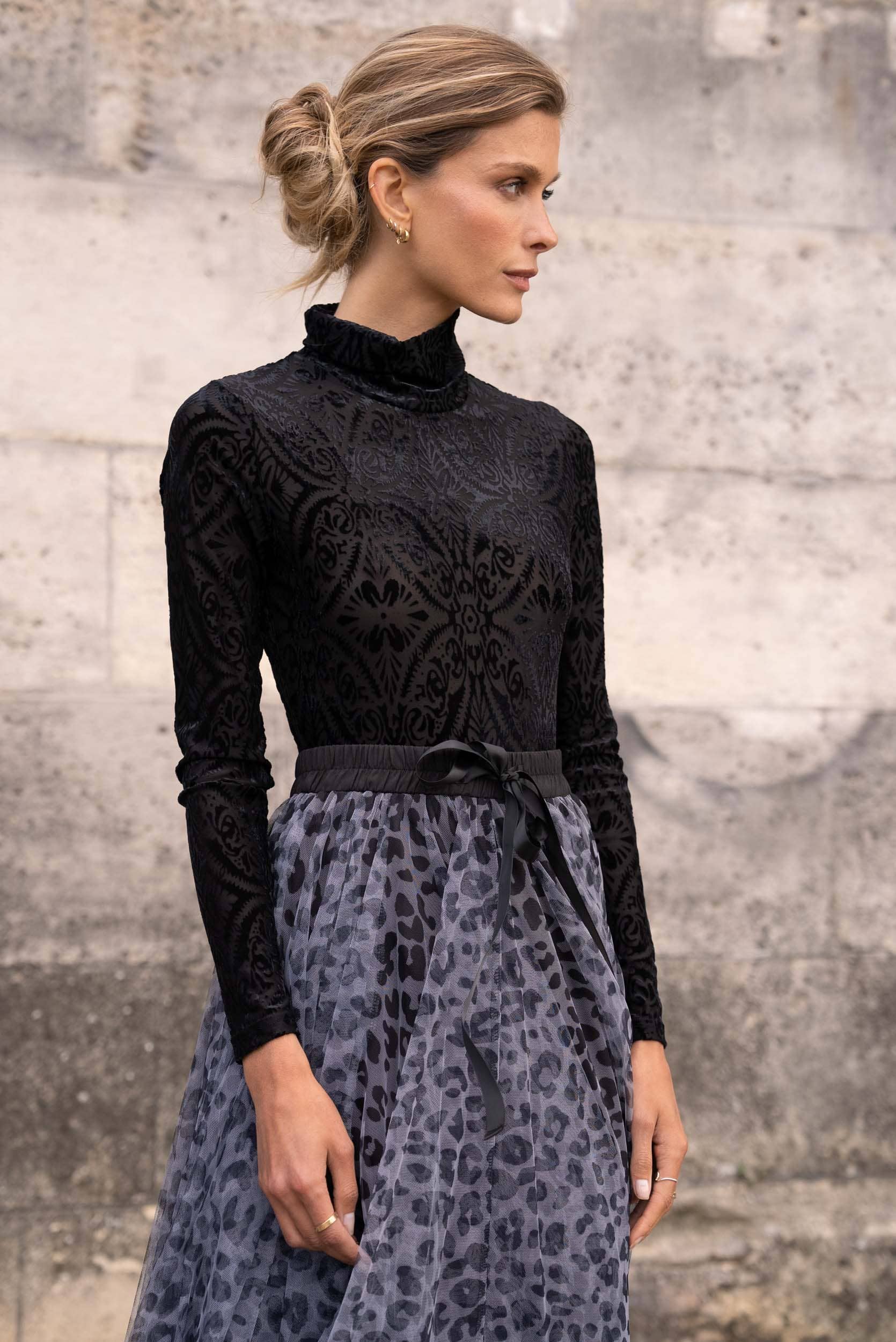 Body col roulé velours jacquard - CH004