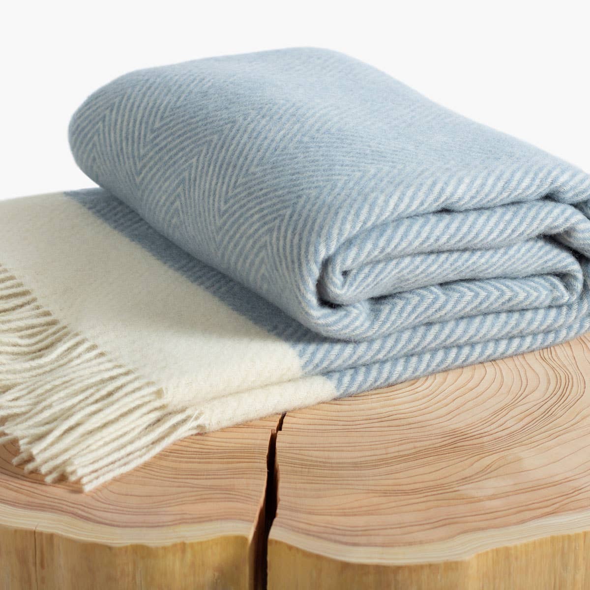 Plaid en laine FLORENCE - bleu clair